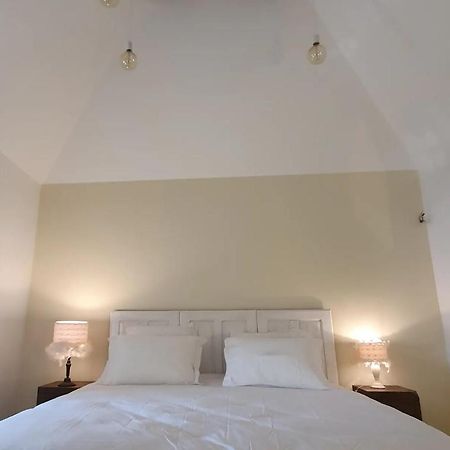 Les Pierres Lotoises - Chambre Dhotes Le Pigeonnier Reilhaguet Buitenkant foto